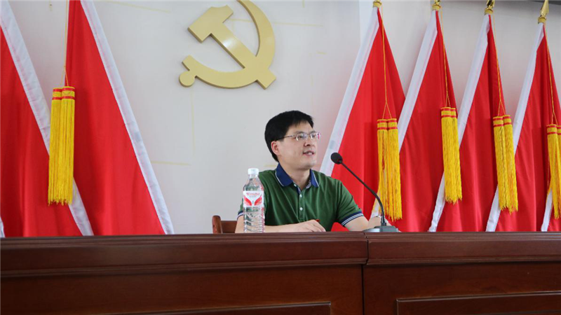 施東毅上微黨課，攝影：陳俊海.png