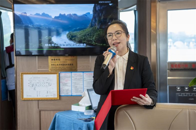 桂林市人民醫(yī)院黨委副書記、紀(jì)委書記賴玉珊.jpg
