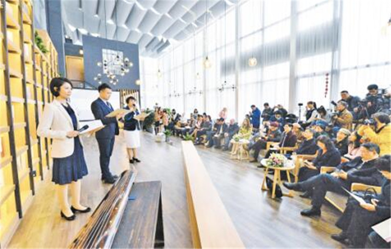 獨秀書房·陽光旅途店華語詩歌春晚桂林分會場。 李顯楊 攝.jpg