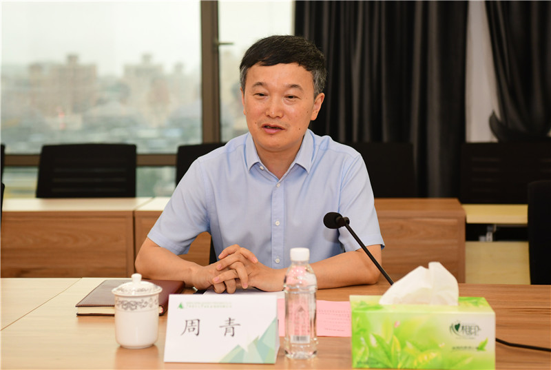 02 四川省委宣傳部副部長、省新聞出版（版權(quán)）局局長周青講話（李顯楊 攝）.jpg